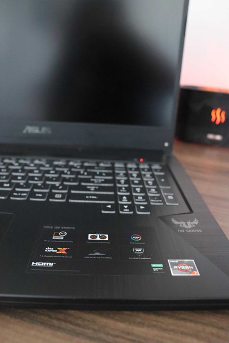 Tastiera Palmare ASUS 90NR02B2-R31UI1 Per FX705DT-DR7N8 - Ricambio Usato