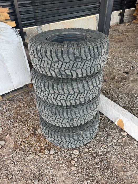Гуми и джанти PATRIOT 31/10.5 15