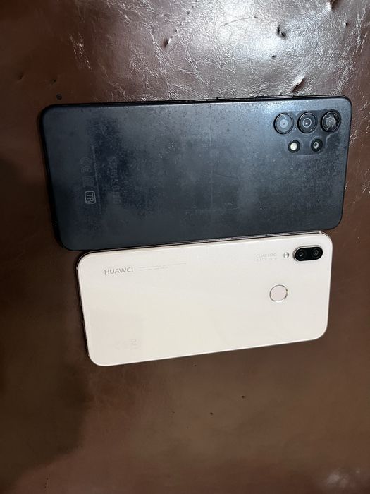 Обменяю 2 телефона на 1