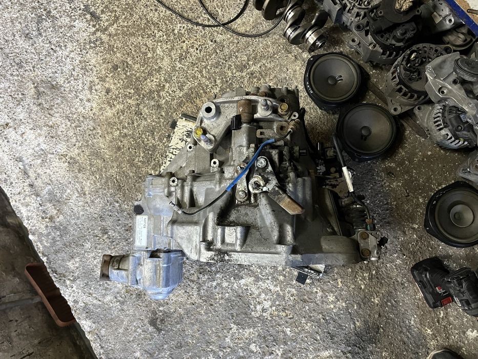 скоростна кутия за Honda CR-V 2.2 CDTI