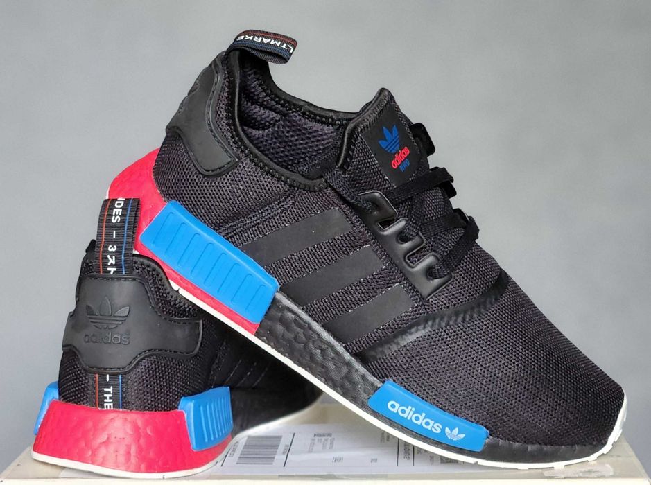 Новые кроссовки Adidas NMD R1