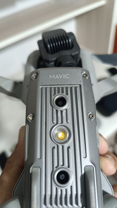 Дрон DJI Mavic Air 2 Fly More Combo