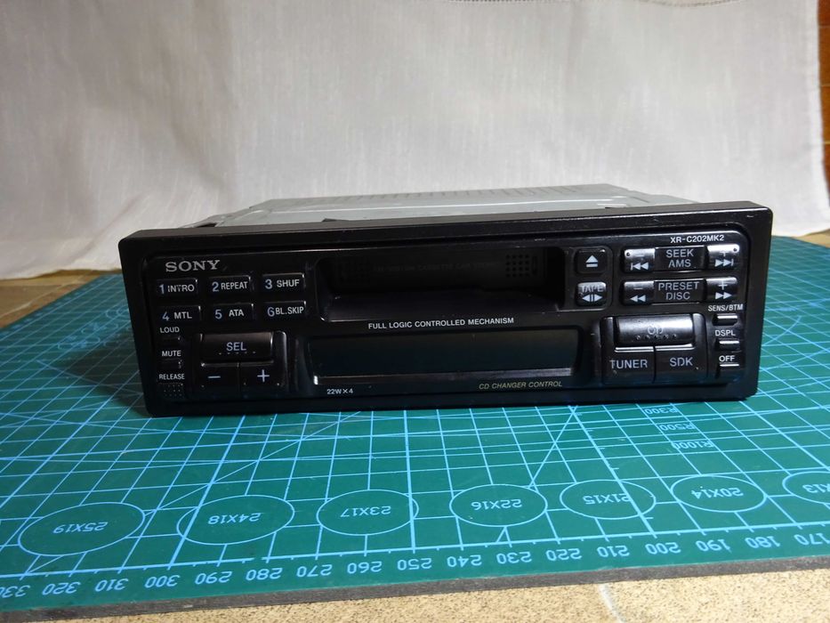 Radio-casetofon auto retro SONY XR-C202MK2
