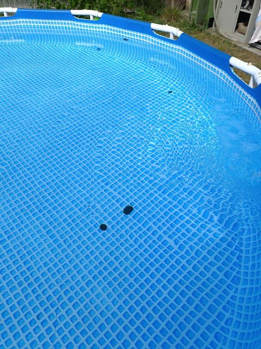 Продам бассейн каркасный