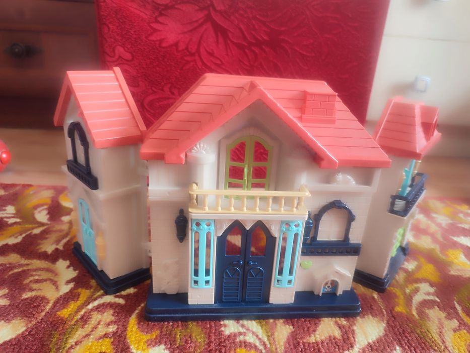 Игрушки разные...