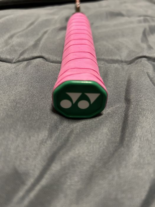 Бадминтон ракета Yonex Astrox 100