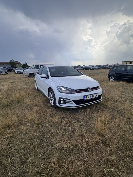 VOLKSWAGEN Golf 2018 — imagine 2