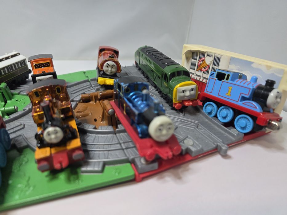 Set Gara + 12 trenulete Thomas