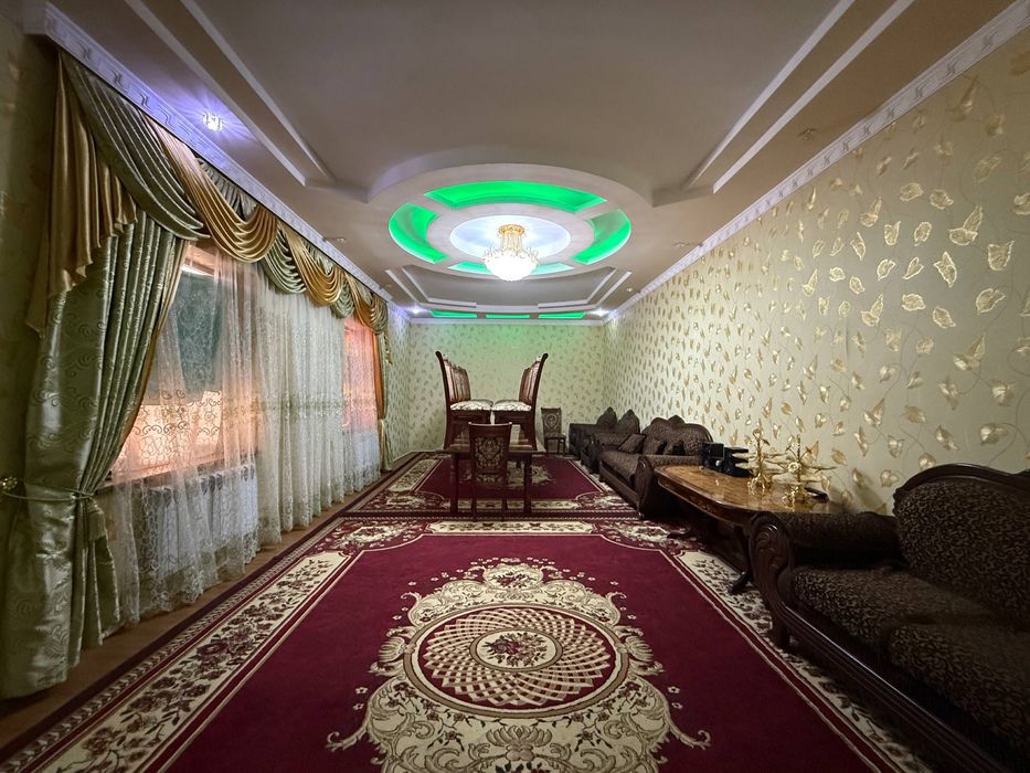 Tayyor 4 sotiqli zor lokatsiyadan hovli sotiladi