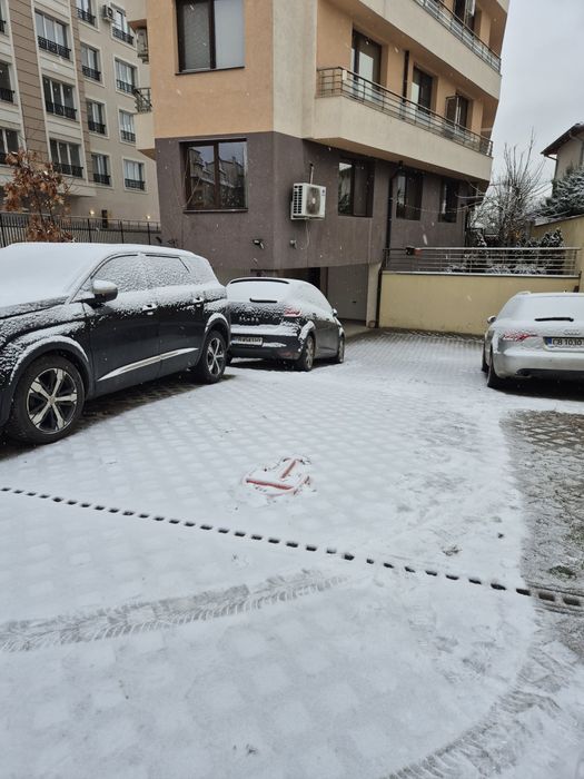 Парко място София