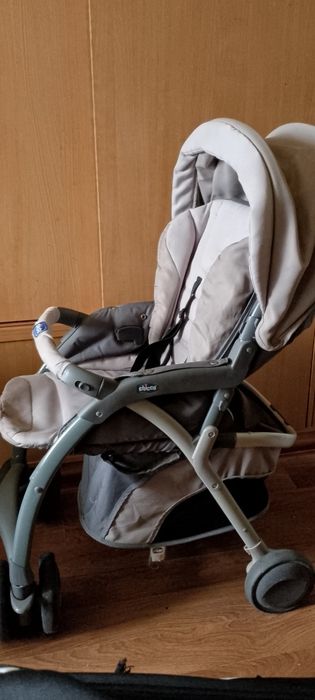 Детская коляска,в отличном состоянии,самовывоз