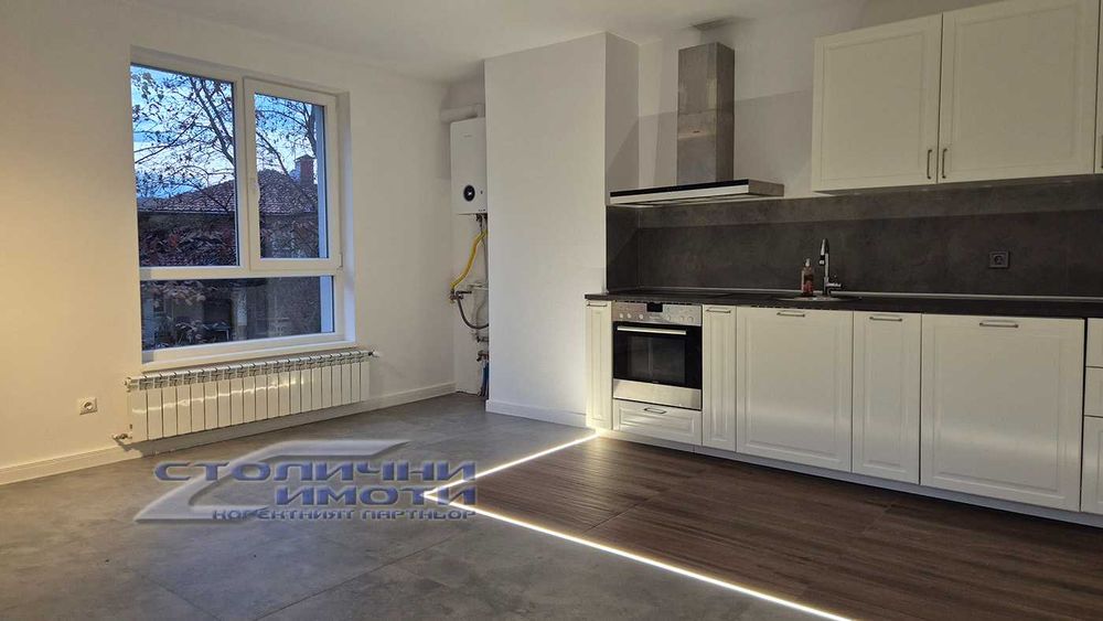 Дава се под наем Двустаен апартамент в София, Център - 60 кв.м за 600 € - Снимка #1