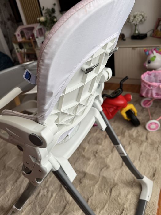 Scaun de masă bebeluși