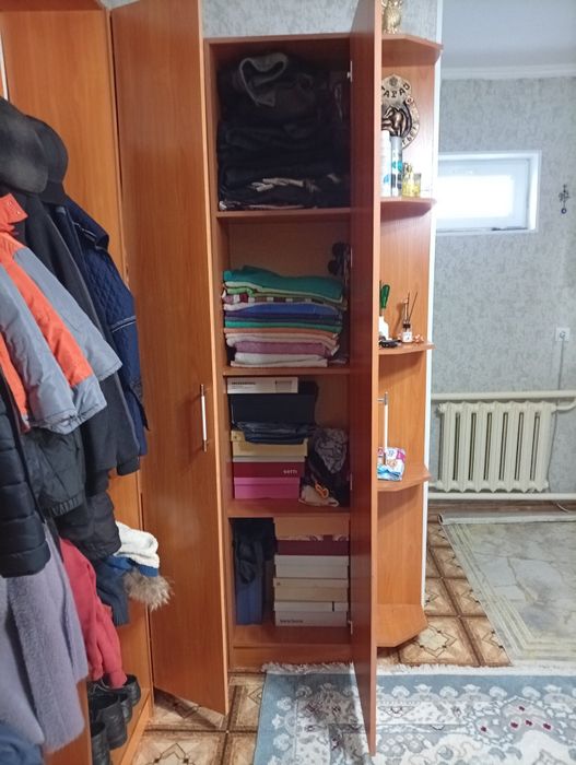 Мебель прихожка в хорошем сост