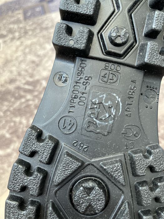 Продам водные сапоги