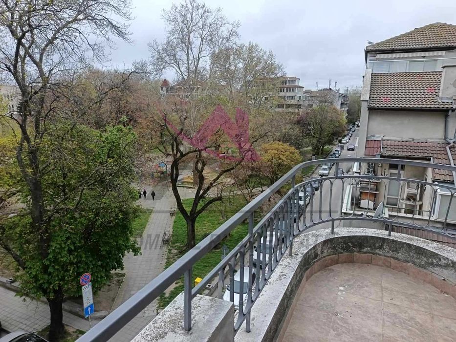 Дава се под наем Четиристаен апартамент в Варна, Генералите - 100 кв.м за 650 € - Снимка #8