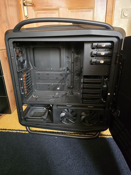 Корпус Cooler Master Cosmos 2