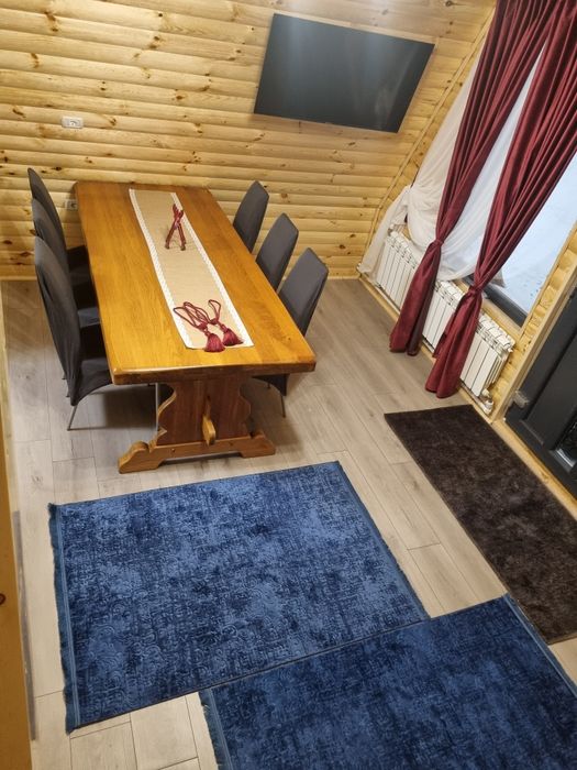 Căsuțe tip A cabana la munte cu ciubar