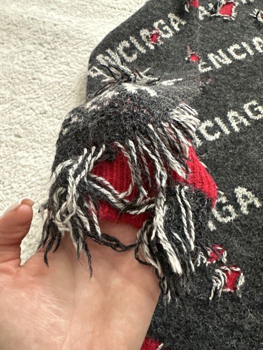 Кофта Balenciaga