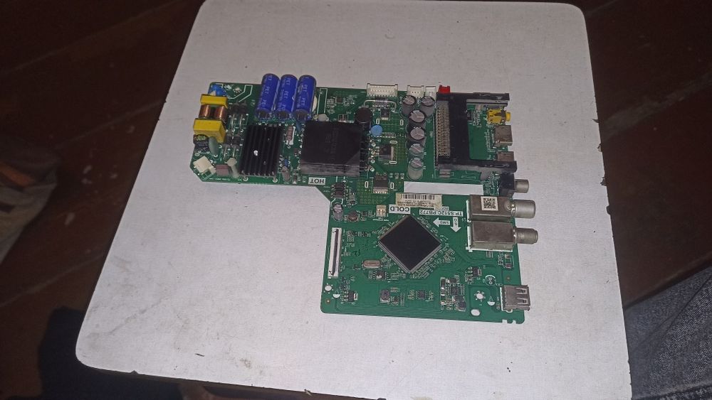Материнская плата на телевизор TCL