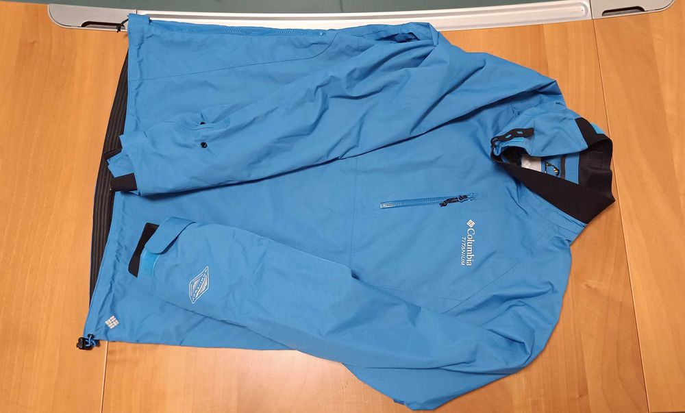 Columbia®-Omni-Tech™-Много Запазено