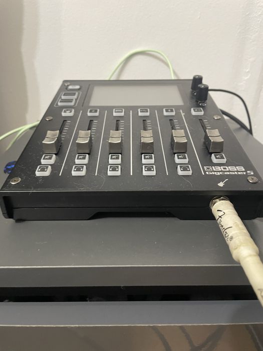 Boss Gigcaster 5