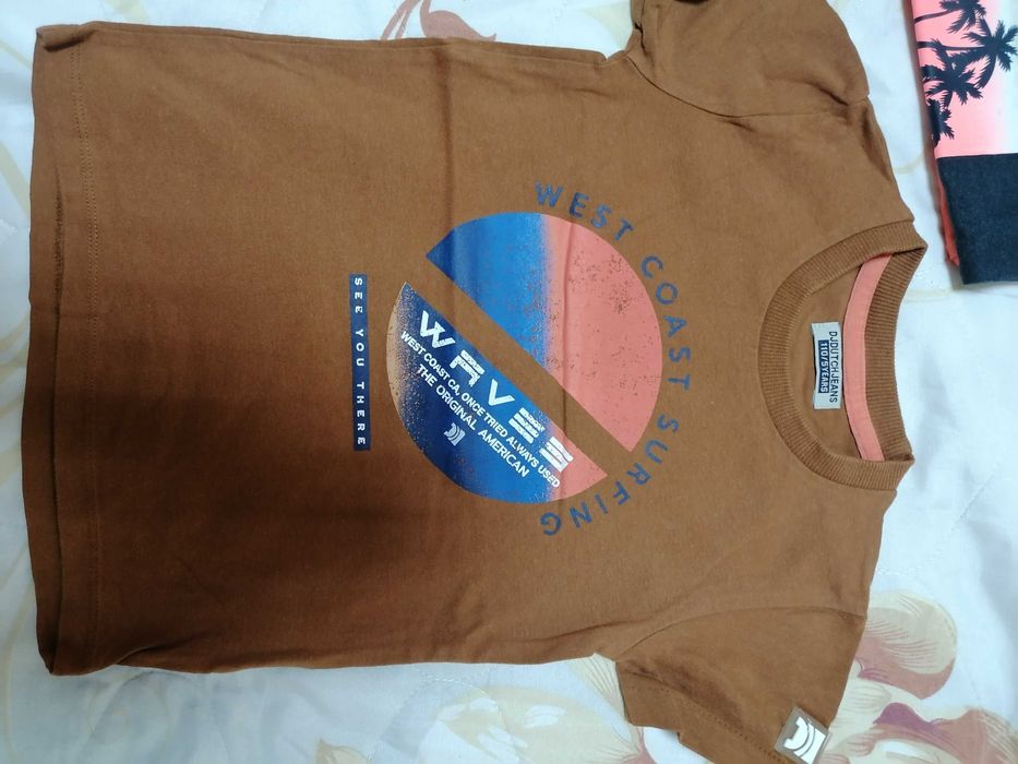 Тениски момче, размер до 110 Детско яке 10 лв, размер 104-110