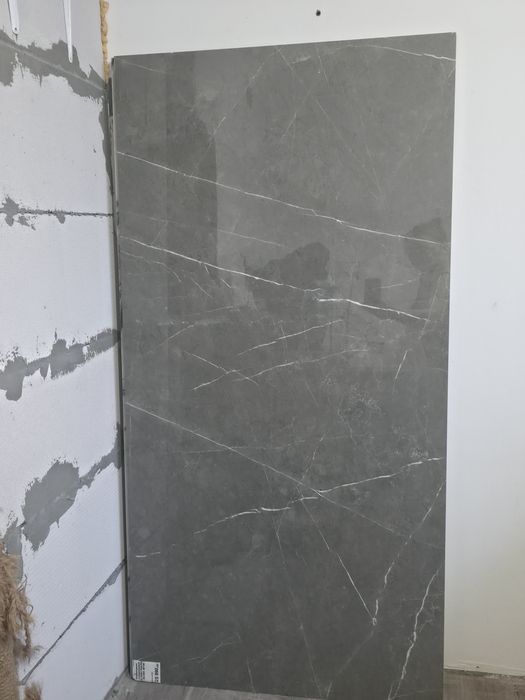 Керамогранит 2 листа,