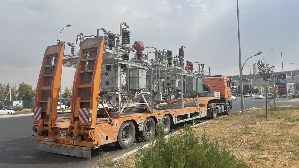 Услуги трала. Перевозка спецтехники. Перечисление. Трейлер, траллер.