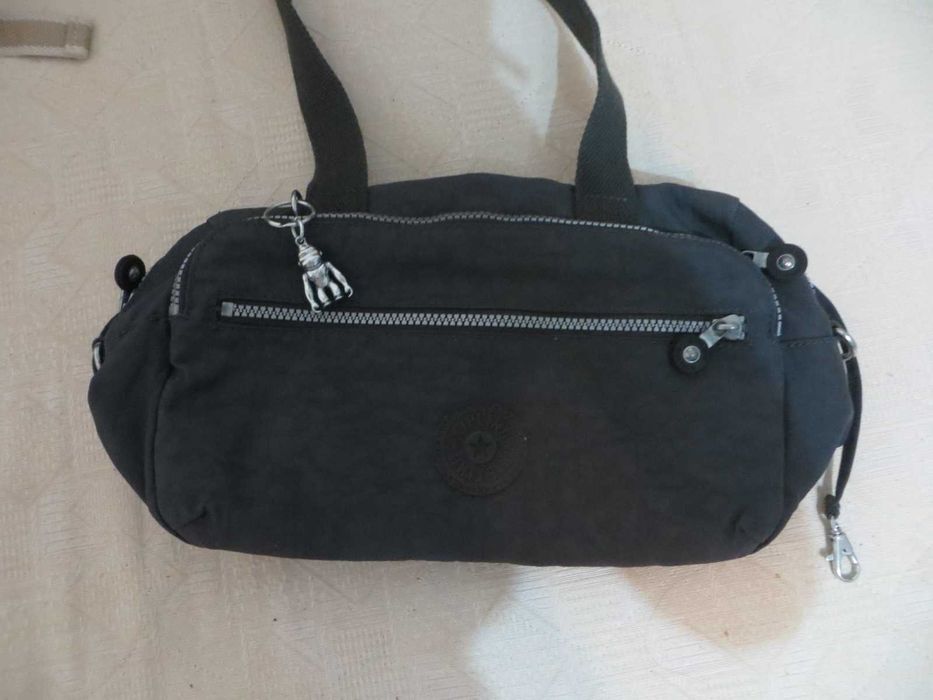 Дамски чанти  Kipling, Desigual