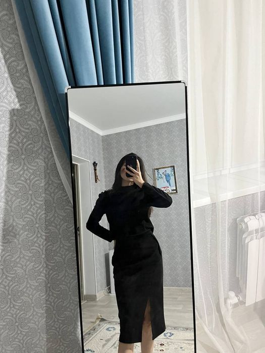 Платье вечернее.