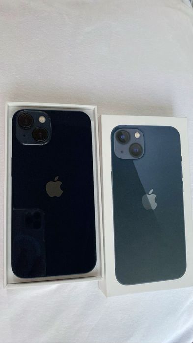 Айфон 13 почти новый