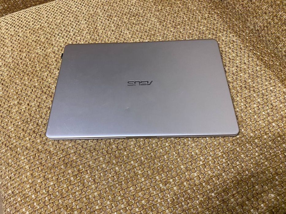 Продам ноутбук от Asus, полностью рабочий