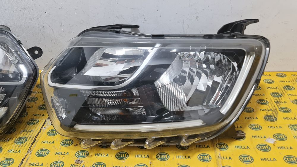 Far faruri halogen led drl Dacia Duster 2 facelift