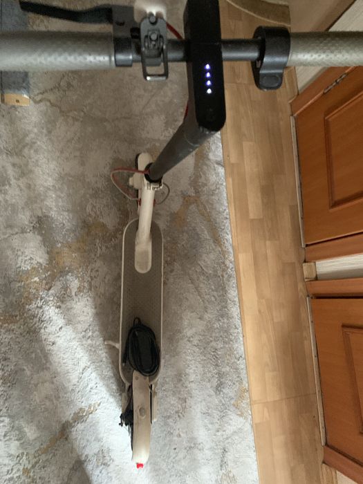 Электросамокат Xiaomi M365