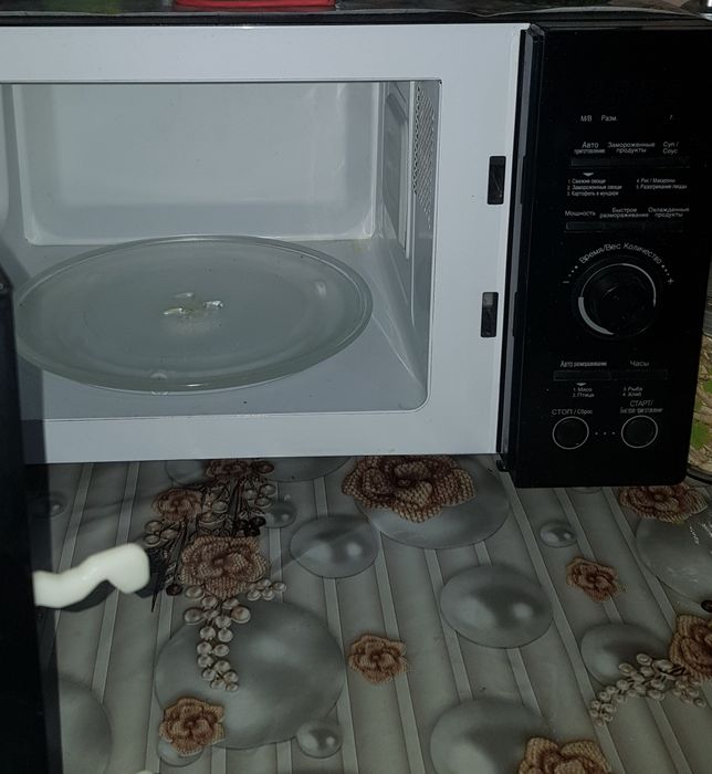 Срочно продам корейская почти не использвали без дефектов читайте ниже