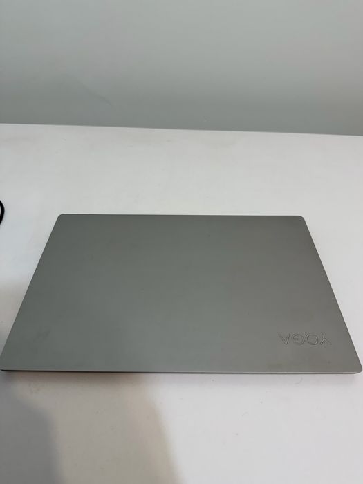 ноутбук Lenovo yoga S730