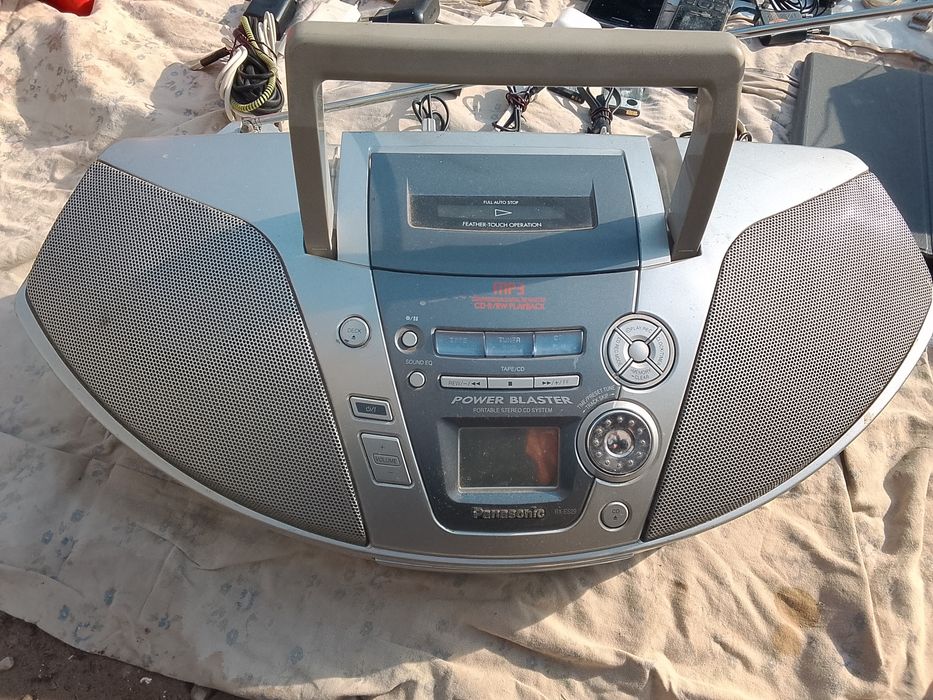 Срочно продам могнитола Panasinic