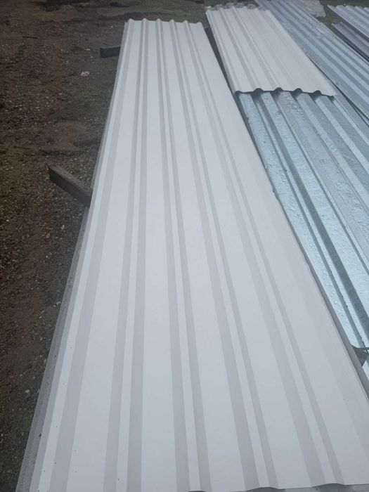 Vand tabla cutata de 0,4 alba sau gri, 1m x 6m,  pret promotional