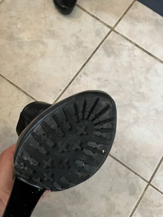 Дамски боти и ботуши