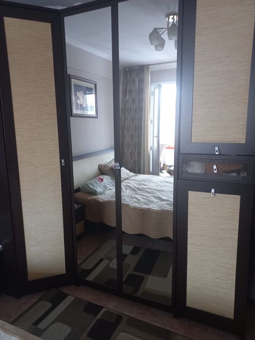 Продам спальний гарнитур