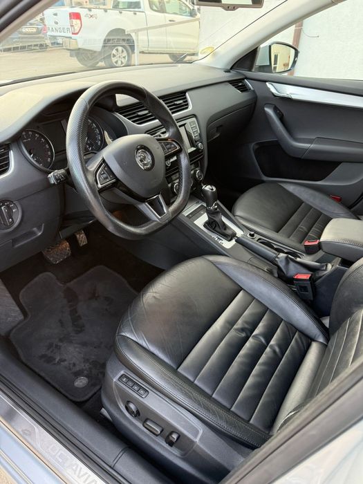 Vând Skoda Octavia 3 Mega Full