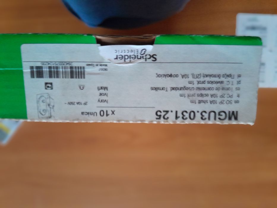 Контакти  Schneider 10 бр