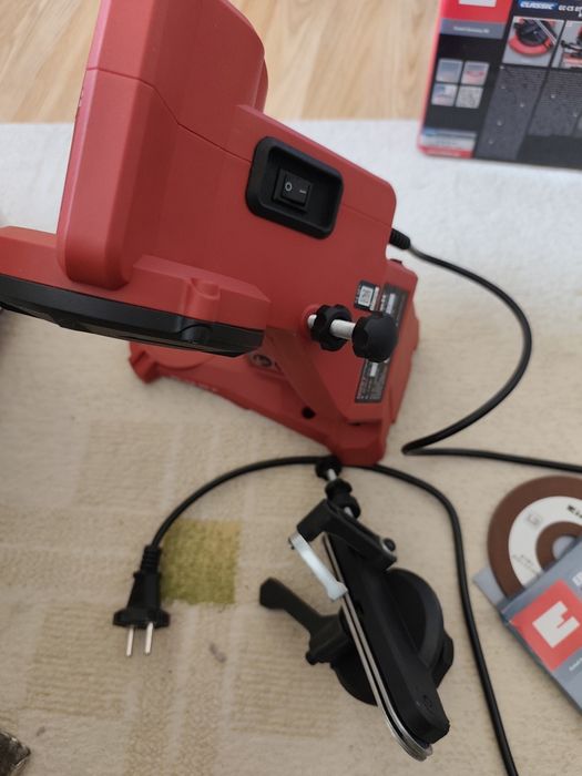 Машина за заточване на вериги Einhell GC-CS 85 E