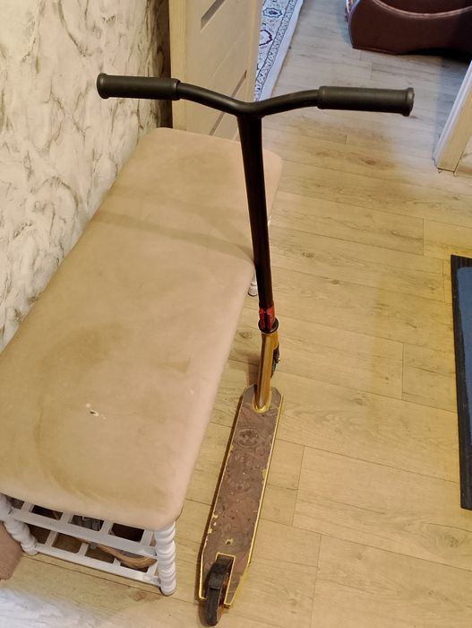 Продаю трюковой самокат