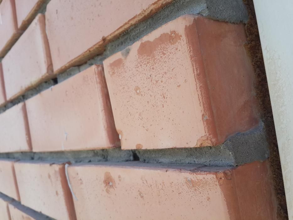 Балконы.Кладка кирпича под расшивку.Утепление балкона