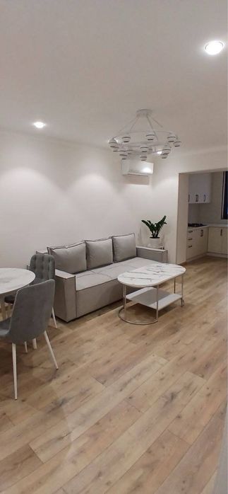 Квартира Госпитальный, напротив рынка 3/2/4 60 кв.м