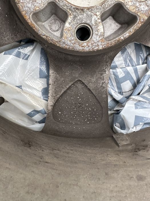 15” Алуминиеви оригинални джанти за Хонда със зимни гуми Фалкен