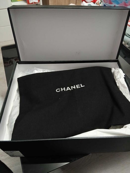 Маратонки chanel