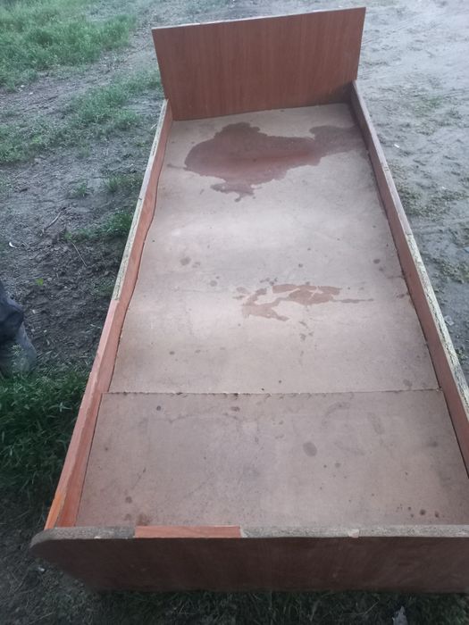 Продам срочно кровать